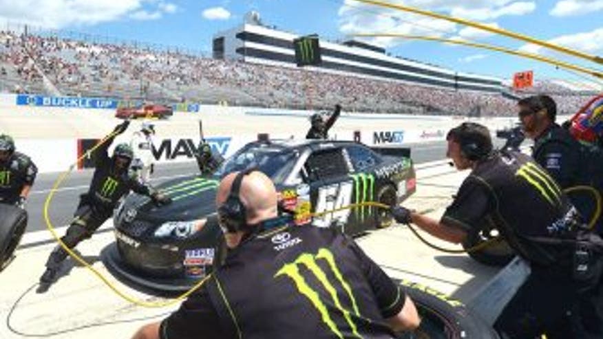 rowdy-time-kyle-busch-rolls-to-nns-win-moves-closer-to-weekend-sweep